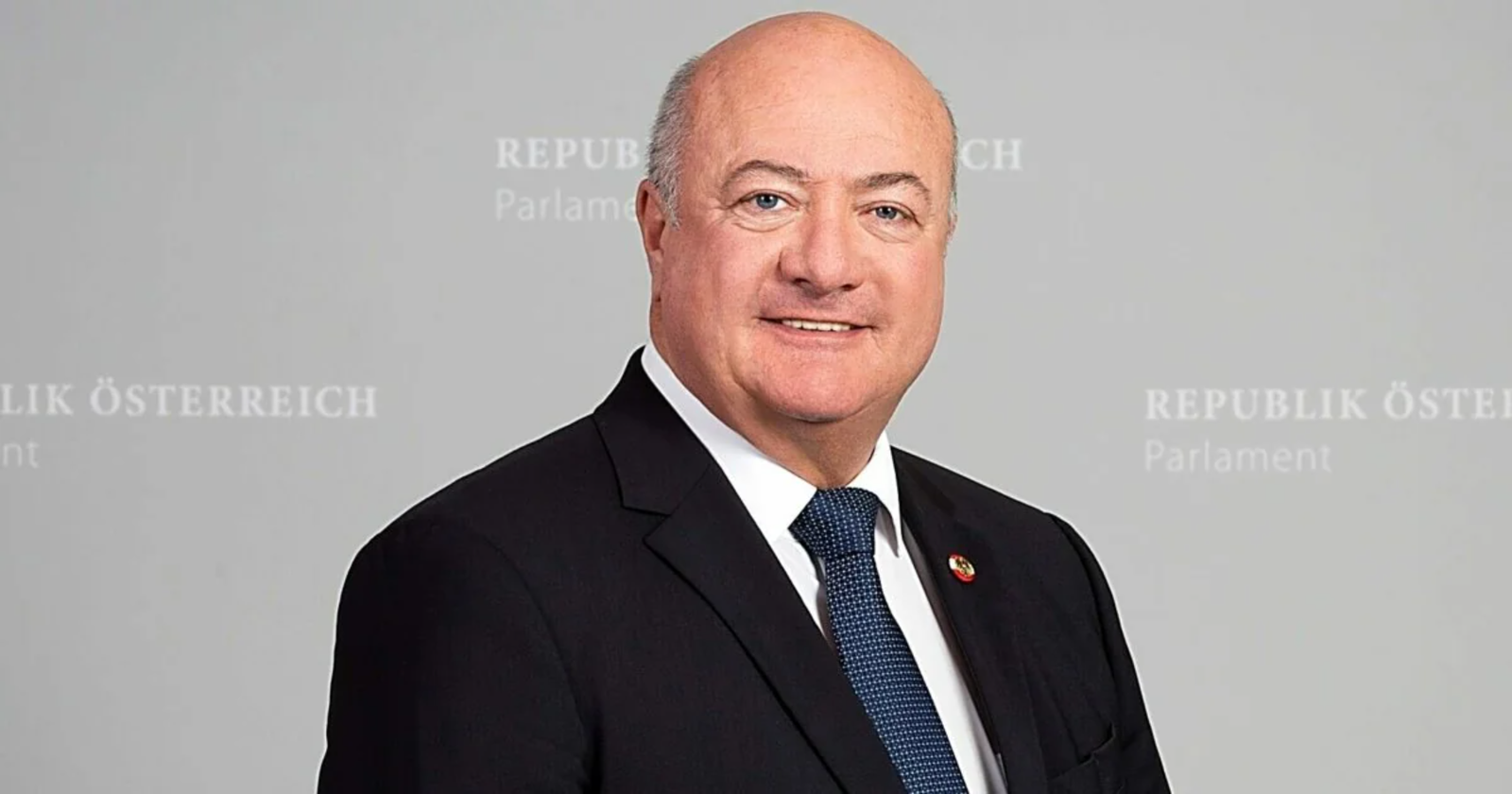 Austrian Chancellor Christian Stocker honors Mahatma Gandhi at Rajghat