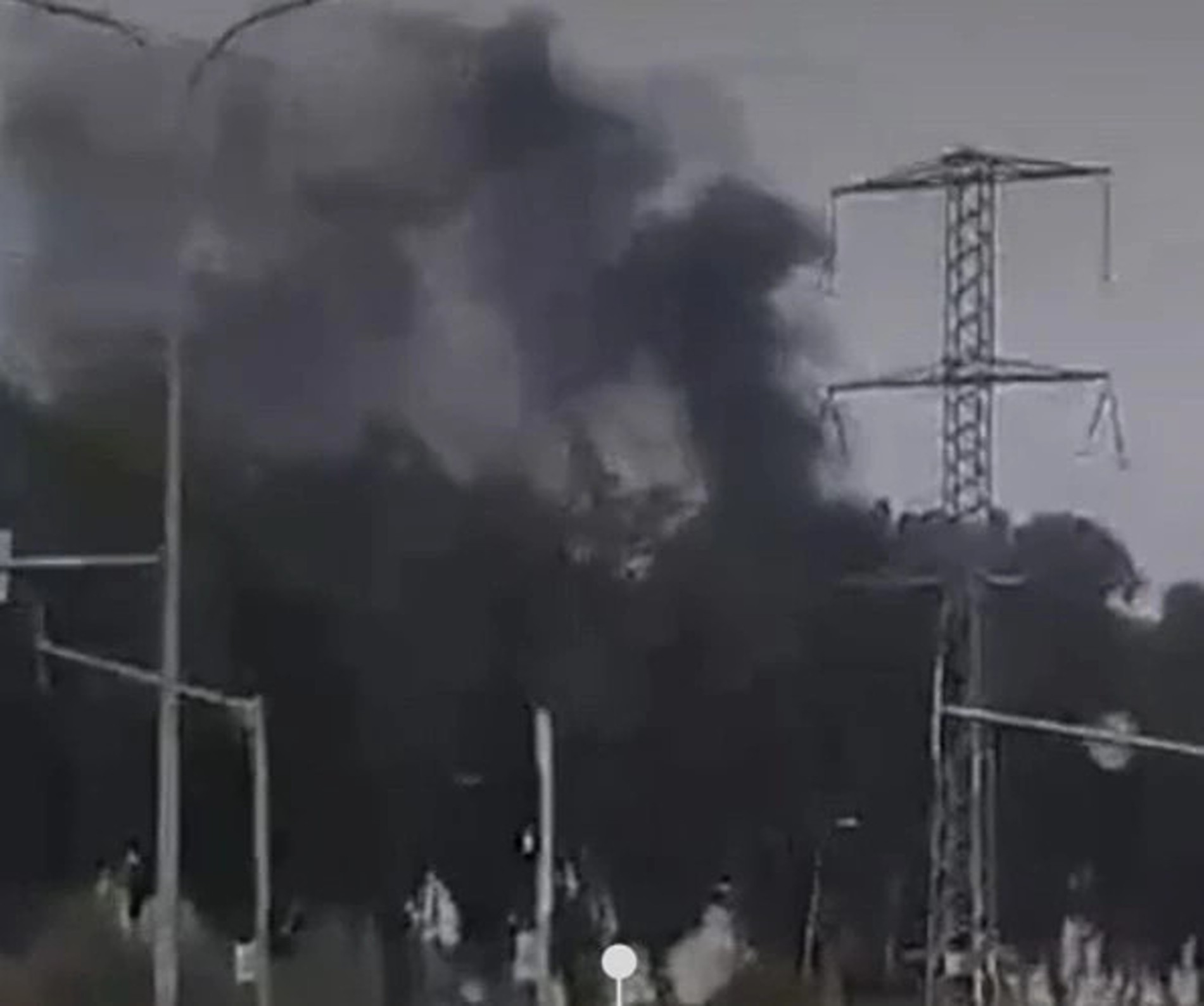 Iran Strikes Haifa, Israeli Oil Refinery Damaged - Rks News